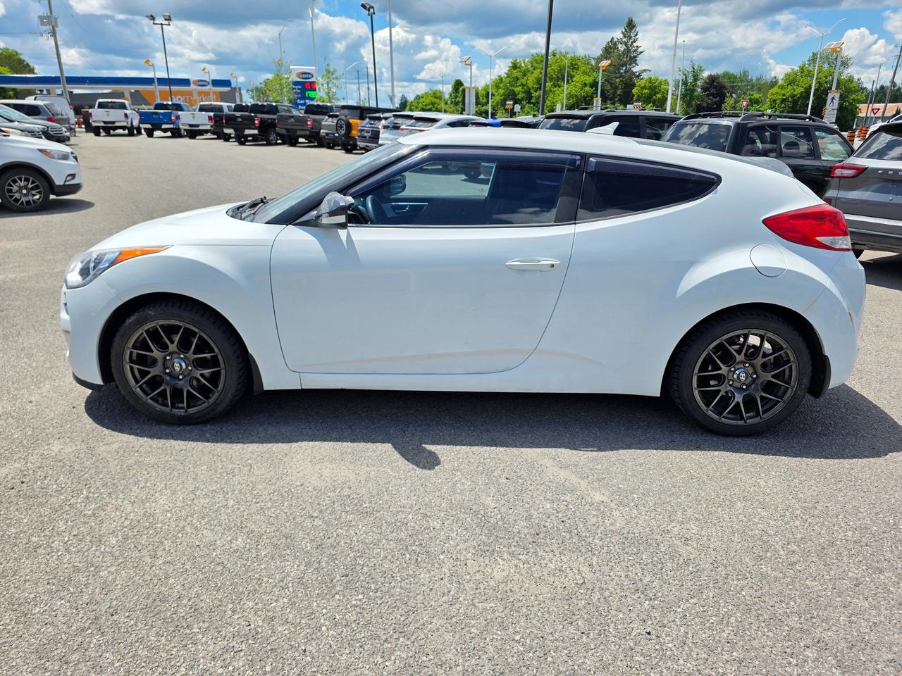 2016 Hyundai Veloster Turbo (M6) 3dr Hatchback Photo