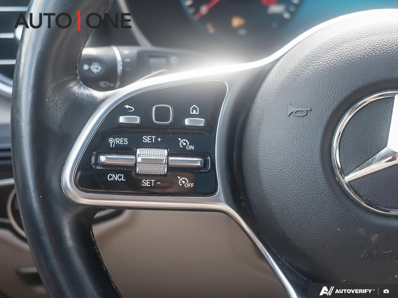 2021 Mercedes-Benz GLC-Class CARFAX CLEAN   AMG WHEELS   4MATIC Photo
