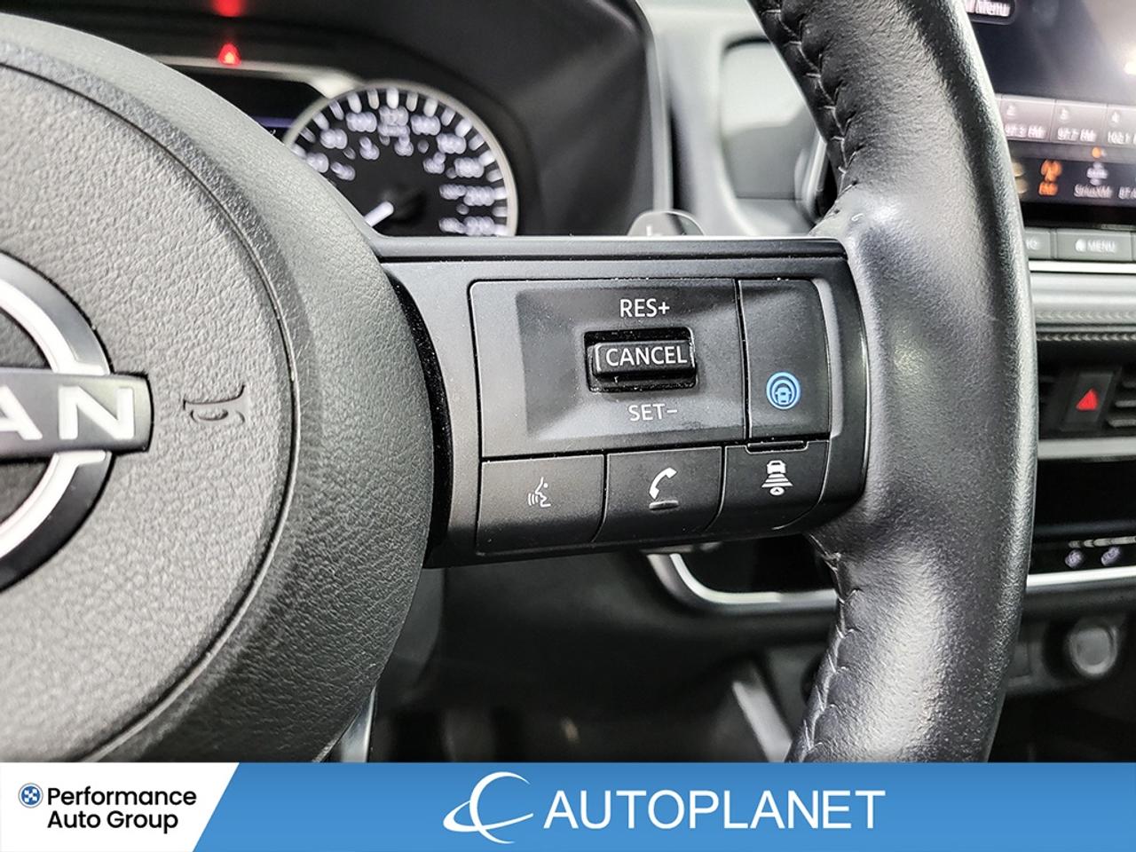 2024 Nissan Rogue SV AWD, Pano Roof, Back Up Cam, Android Auto! Photo
