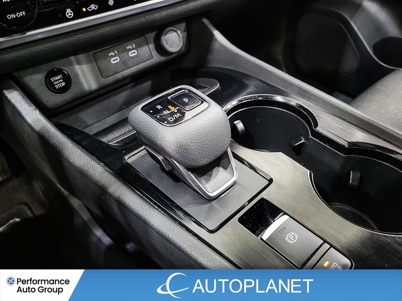 2024 Nissan Rogue SV AWD, Pano Roof, Back Up Cam, Android Auto! Photo