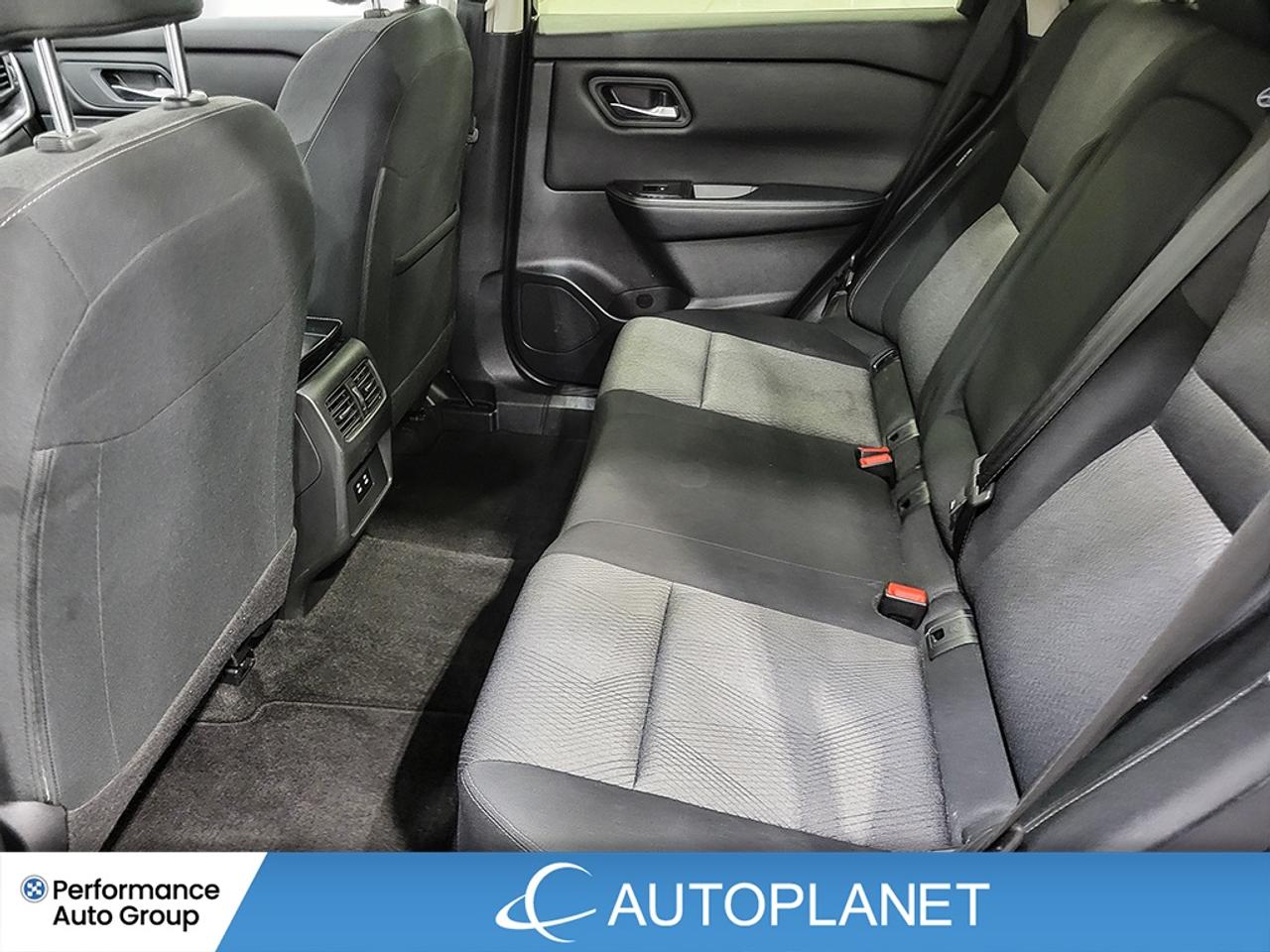 2024 Nissan Rogue SV AWD, Pano Roof, Back Up Cam, Android Auto! Photo