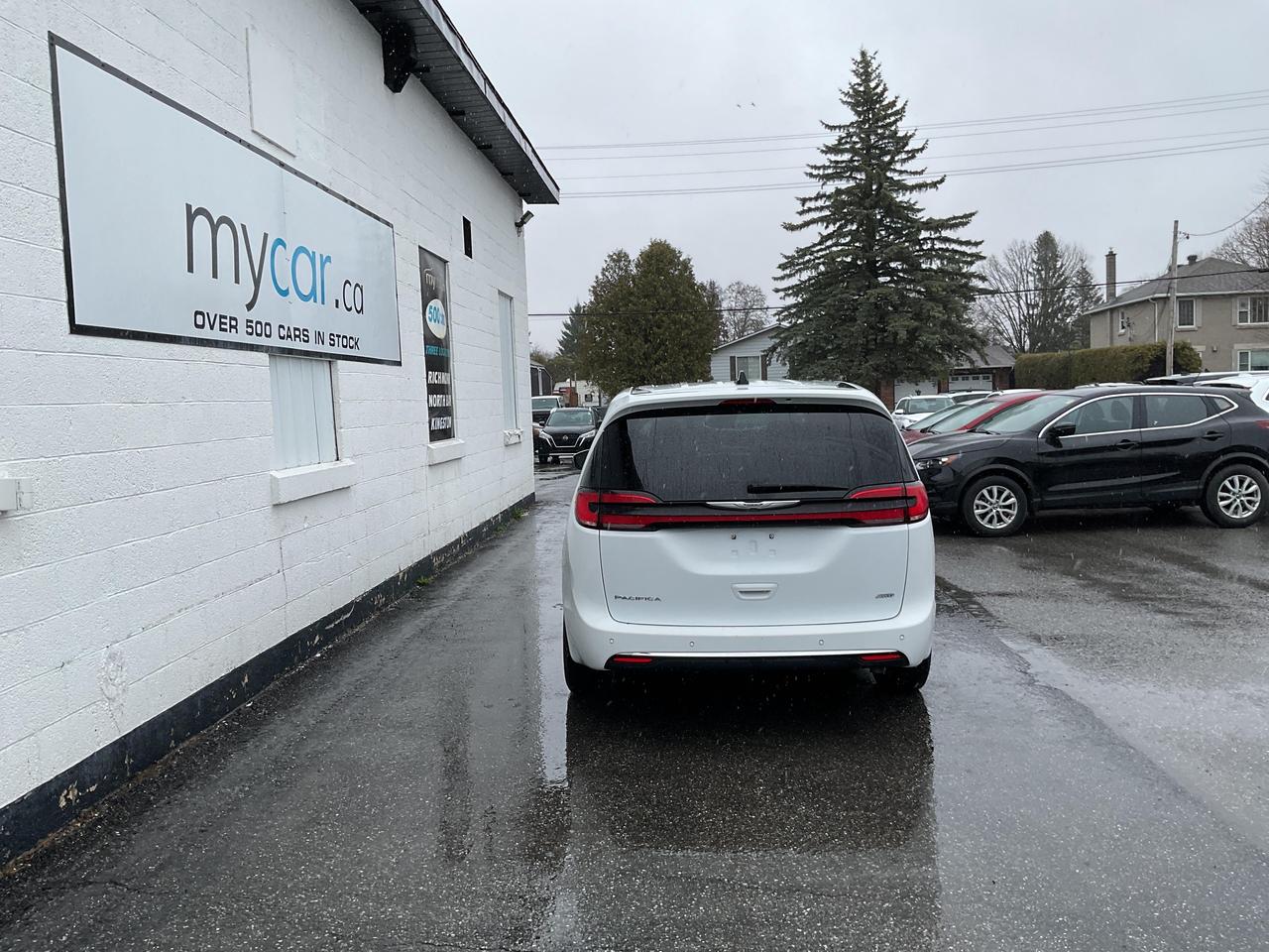 2023 Chrysler Pacifica Touring-L All-Wheel Drive Passenger Van Photo