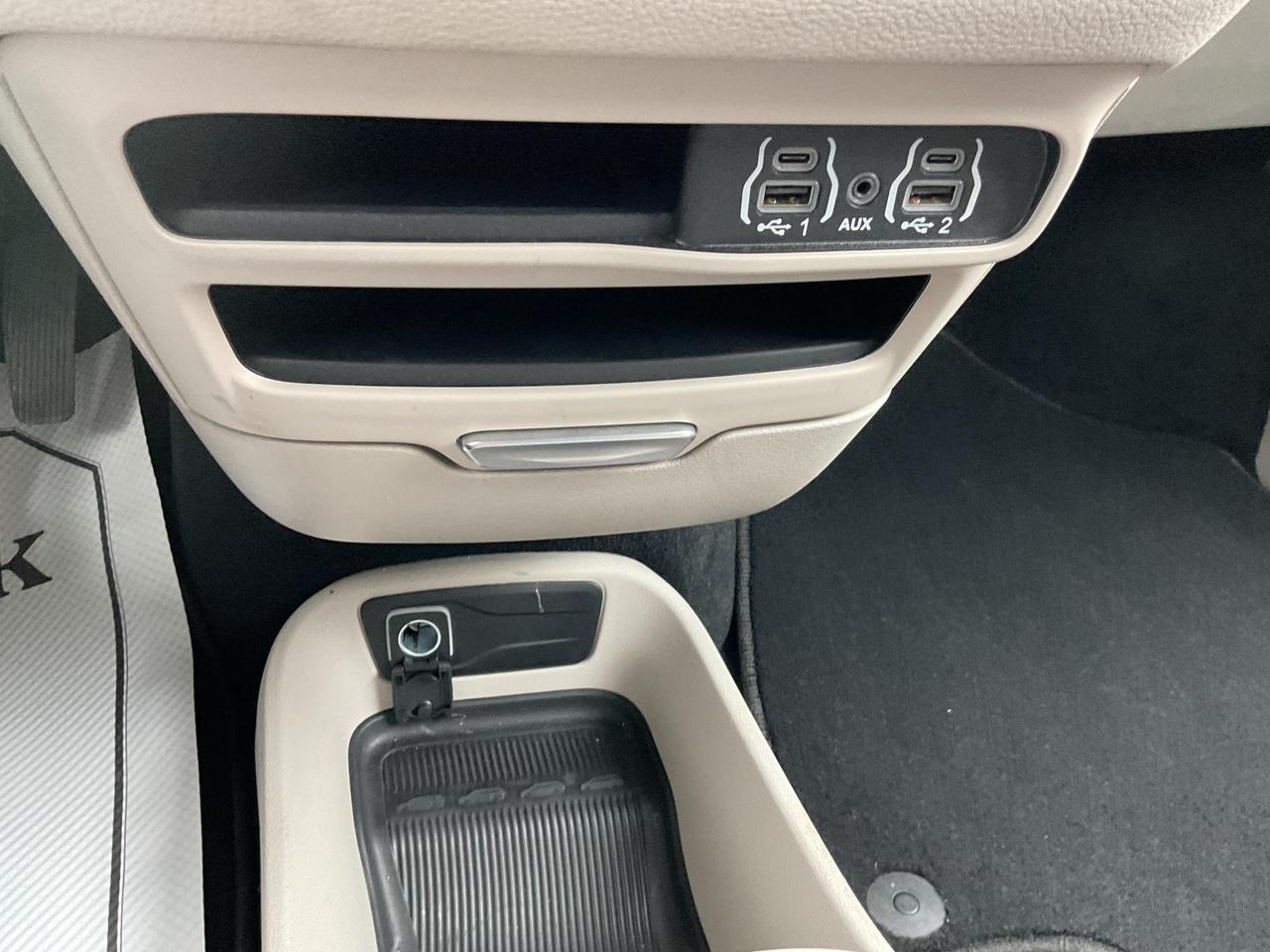2023 Chrysler Pacifica Touring-L All-Wheel Drive Passenger Van Photo
