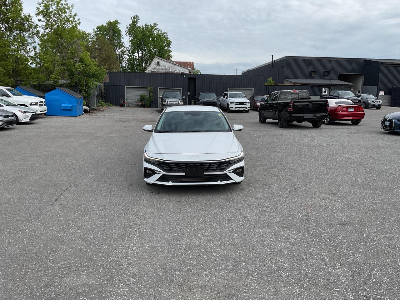 2025 Hyundai Elantra  Photo