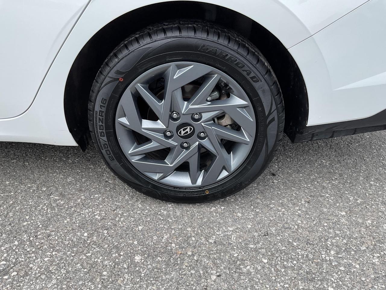 2025 Hyundai Elantra  Photo
