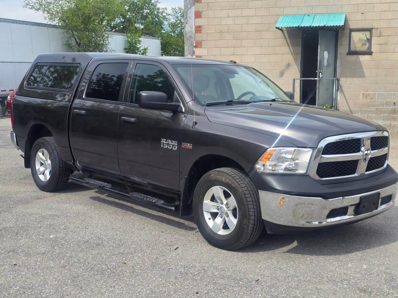 2015 RAM 1500 4WD Crew Cab 5.7 Ft Box ST Photo