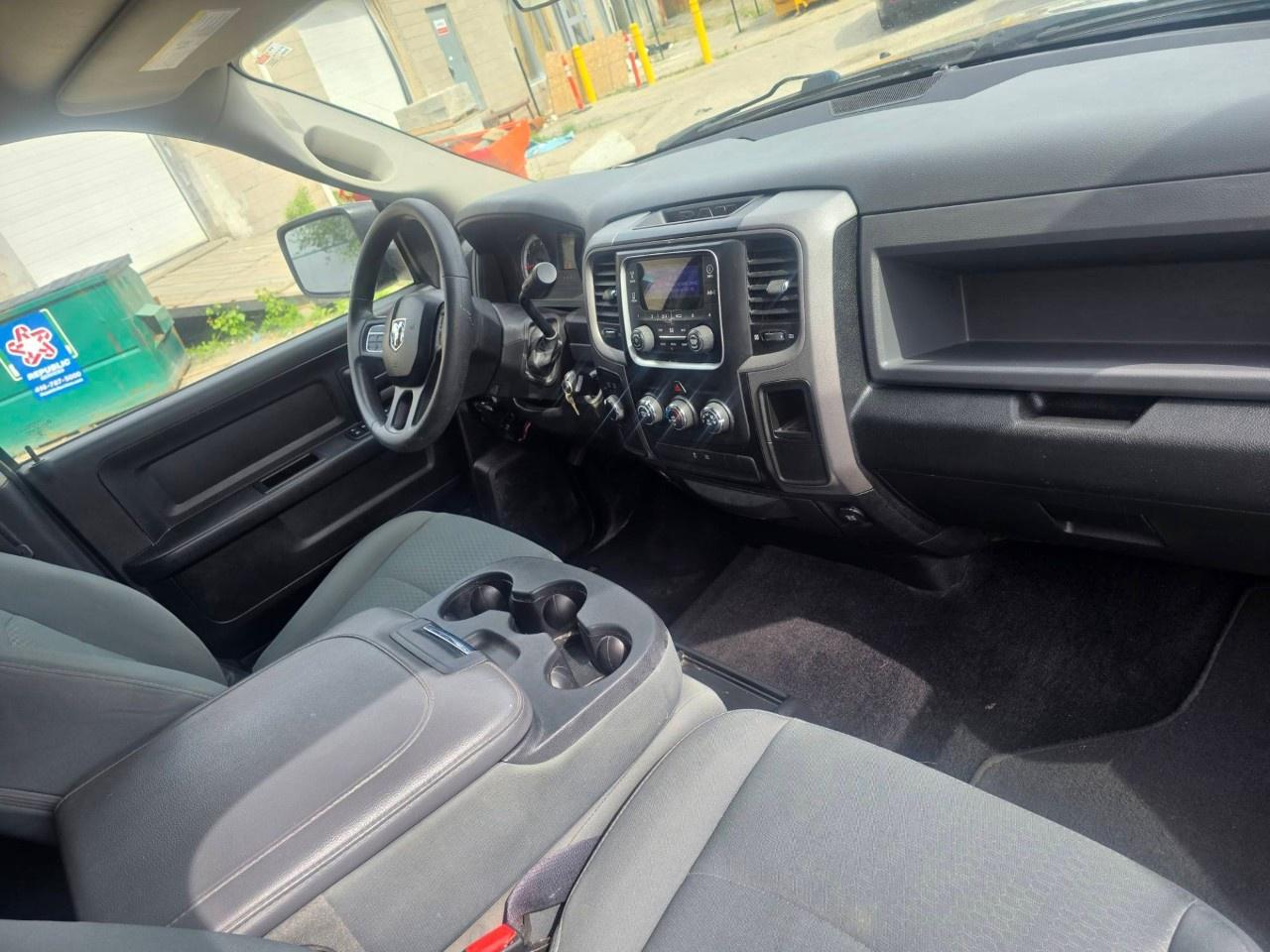 2015 RAM 1500 4WD Crew Cab 5.7 Ft Box ST Photo