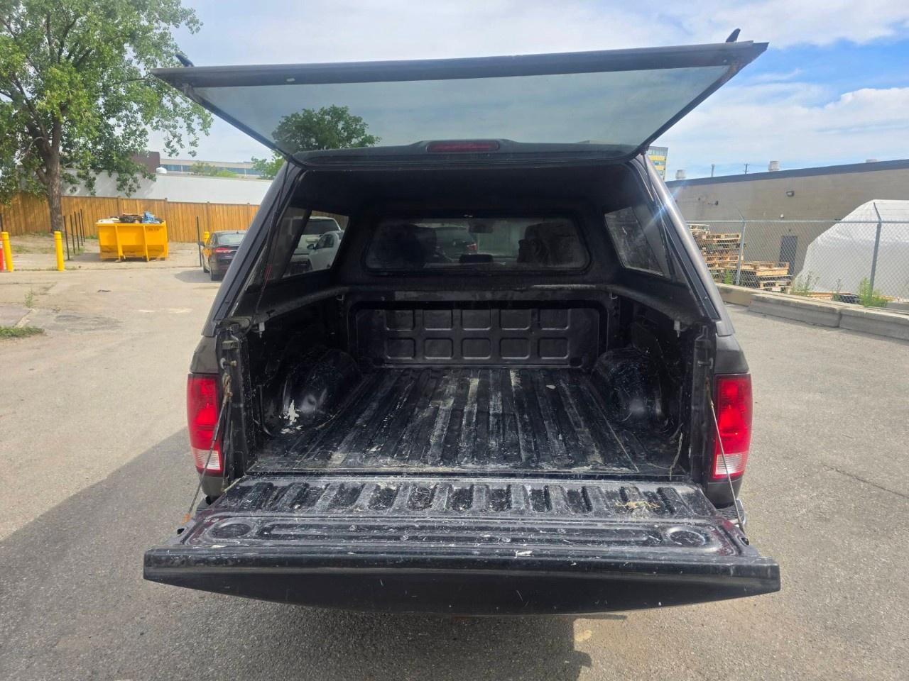 2015 RAM 1500 4WD Crew Cab 5.7 Ft Box ST Photo