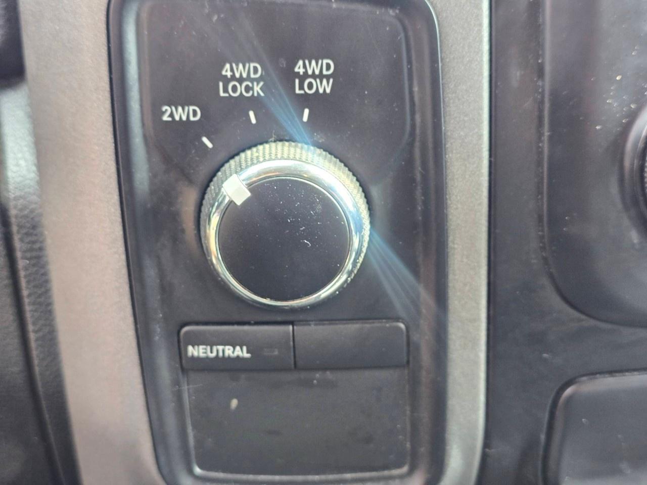 2015 RAM 1500 4WD Crew Cab 5.7 Ft Box ST Photo