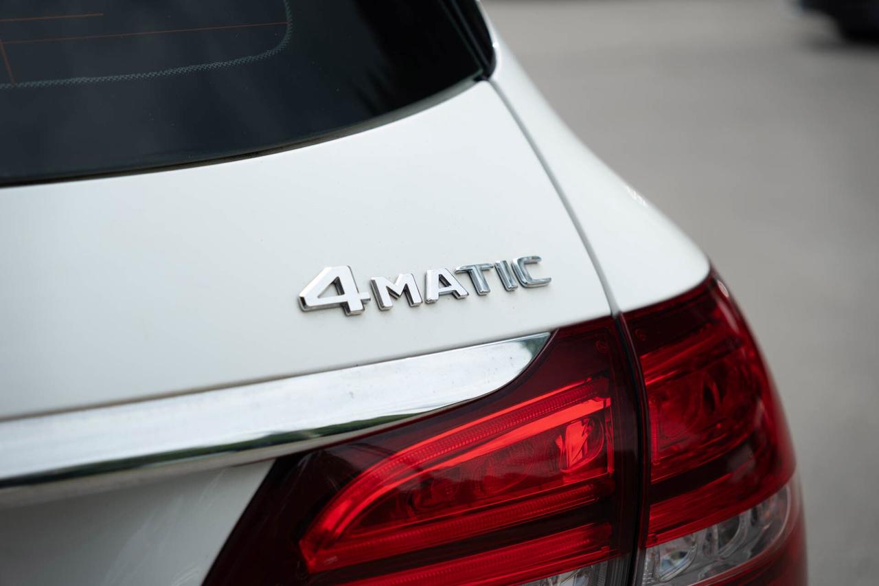 2018 Mercedes-Benz C-Class C 300 4MATIC Wagon Photo