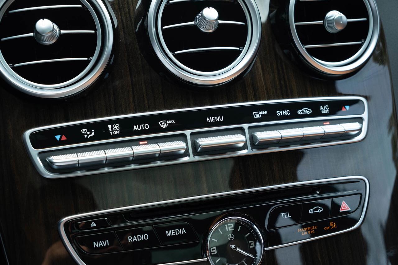 2018 Mercedes-Benz C-Class C 300 4MATIC Wagon Photo