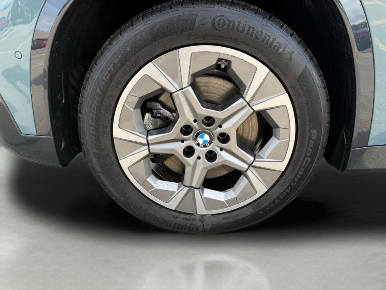 2025 BMW X1 xDrive28i Photo