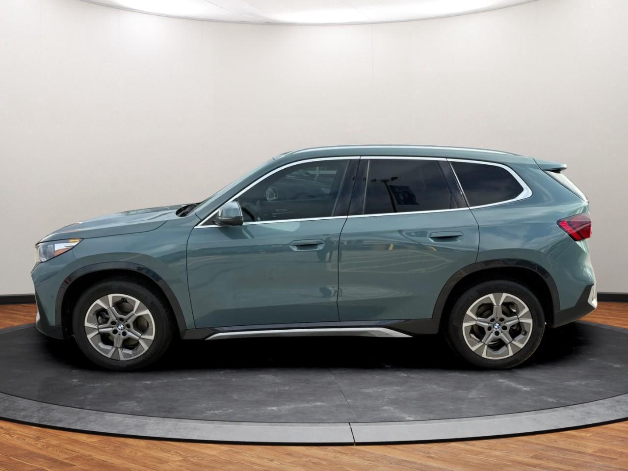 2025 BMW X1 xDrive28i Photo