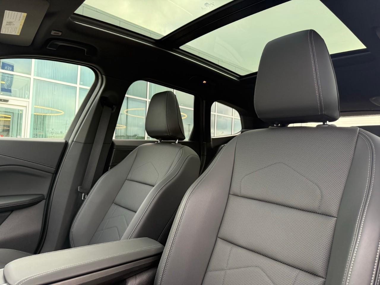 2025 BMW X1 xDrive28i Photo