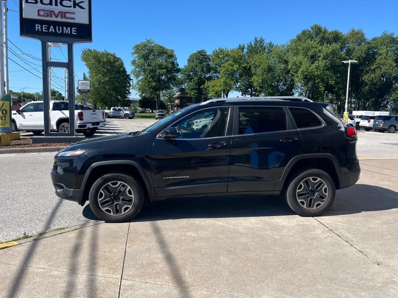 2015 Jeep Cherokee Limited Safetied Local Trade Photo