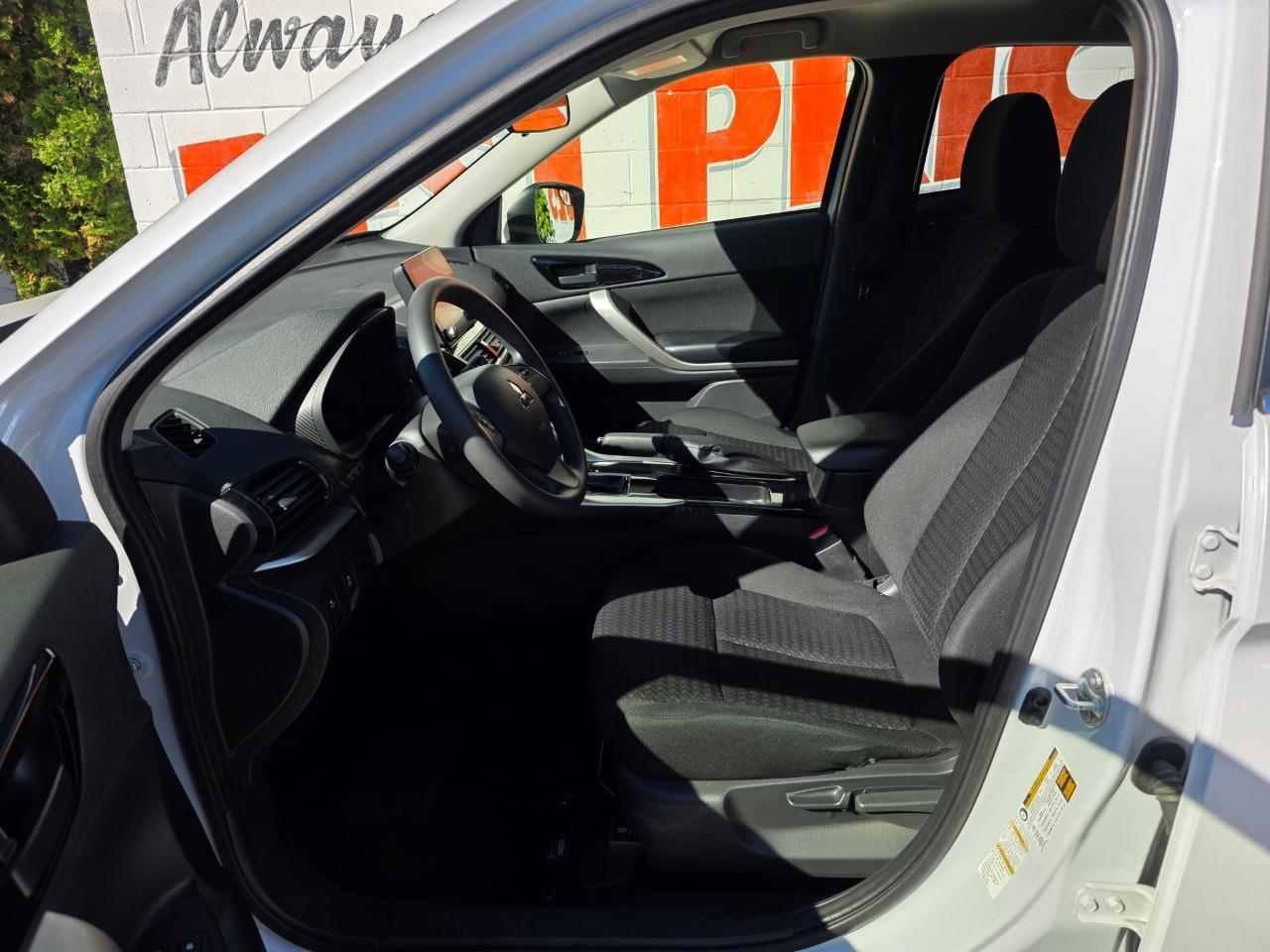 2024 Mitsubishi Eclipse Cross ES 4dr S-AWC Photo