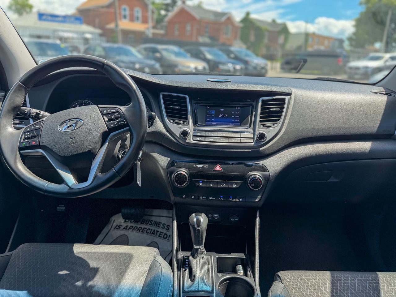 2017 Hyundai Tucson Premium/AWD/LOW KM/BSM/CAMERA/2.0L/HEATED SEATS Photo