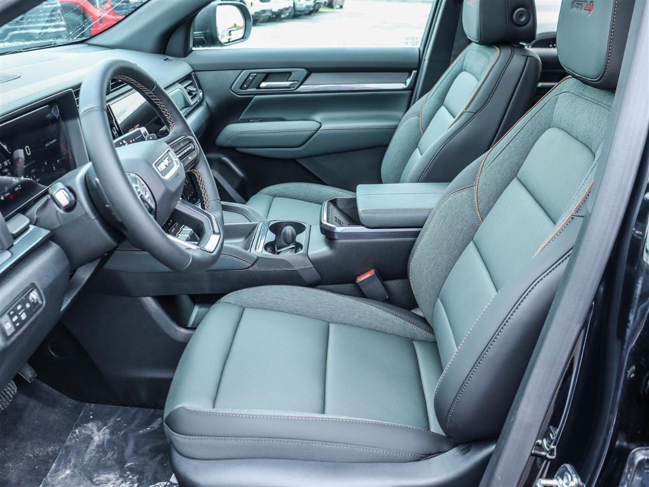 2027 GMC Terrain AWD AT4 Photo