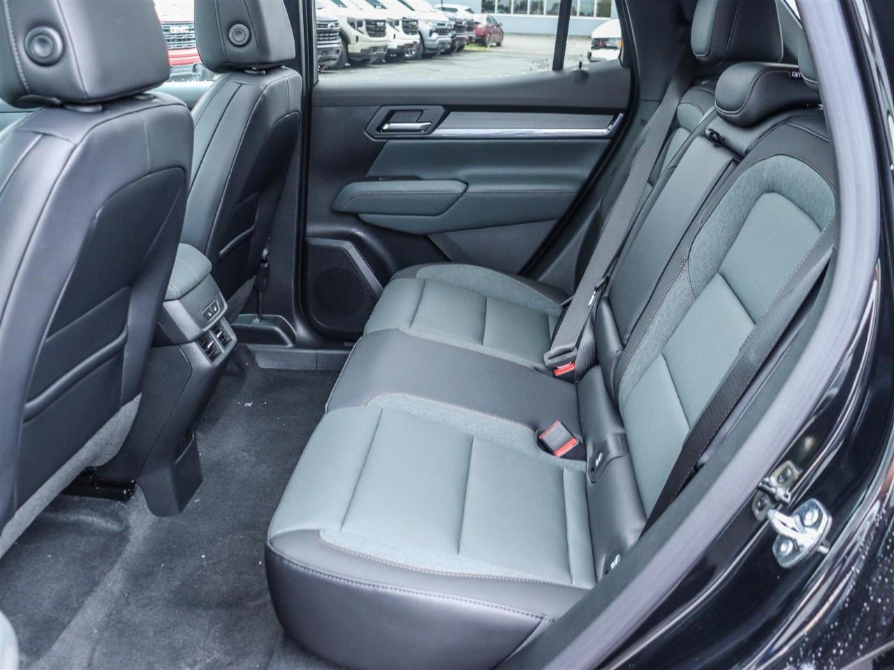 2027 GMC Terrain AWD AT4 Photo