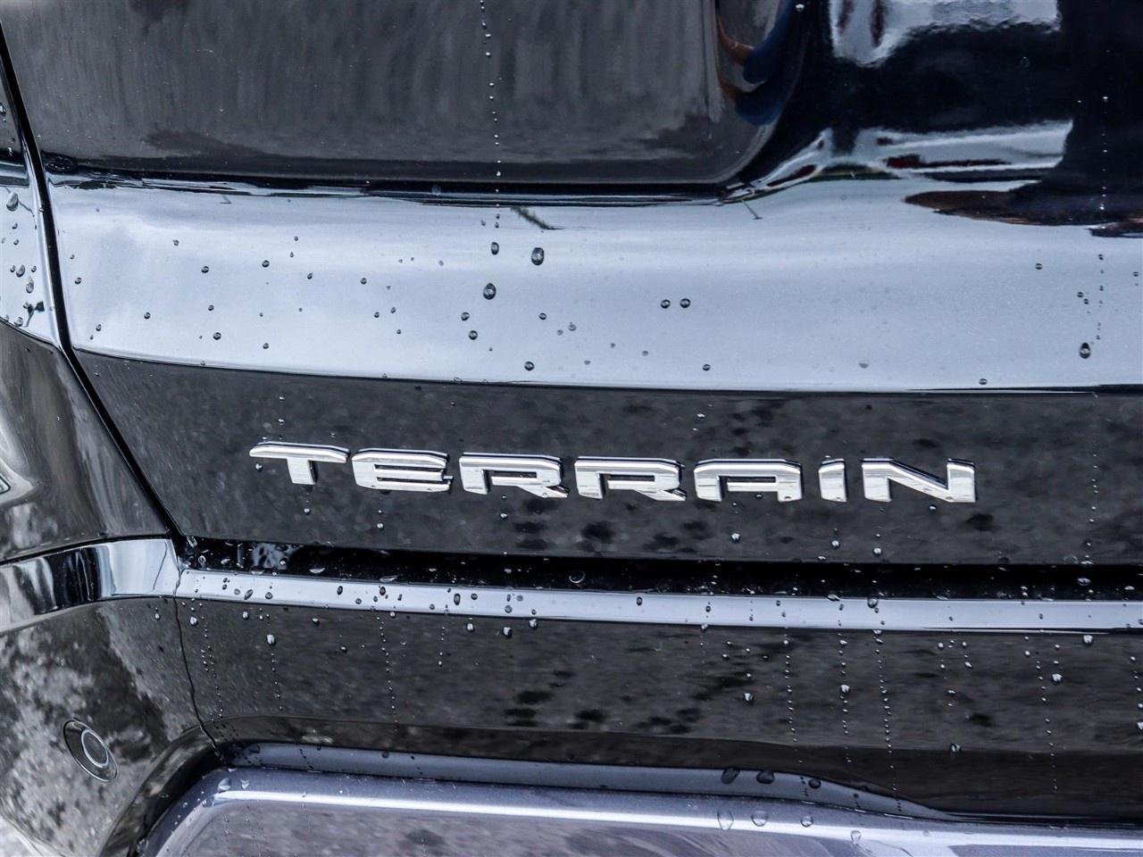 2027 GMC Terrain AWD AT4 Photo