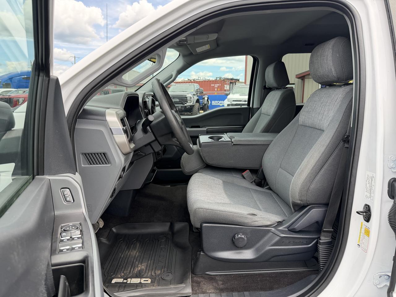 2021 Ford F-150 XLT 4WD SuperCrew 5.5' Box Photo