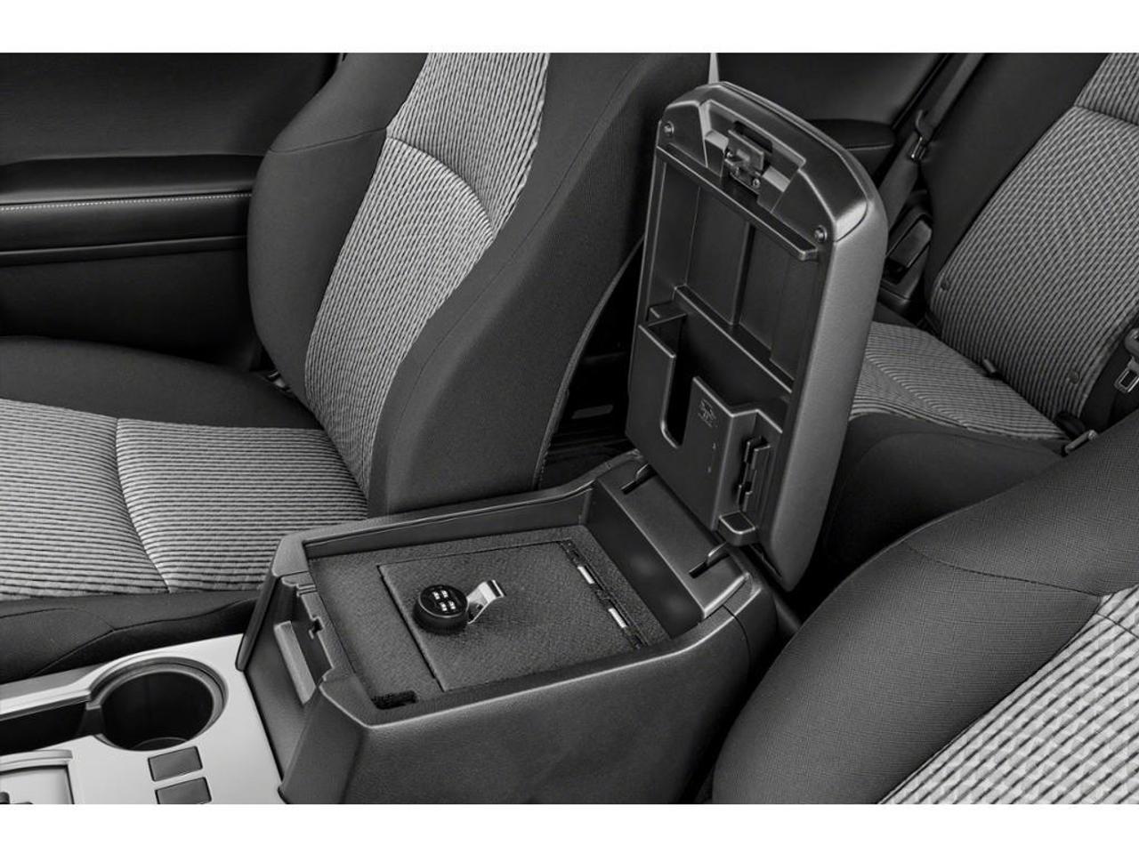 2023 Toyota 4Runner Base 4dr 4x4 Photo