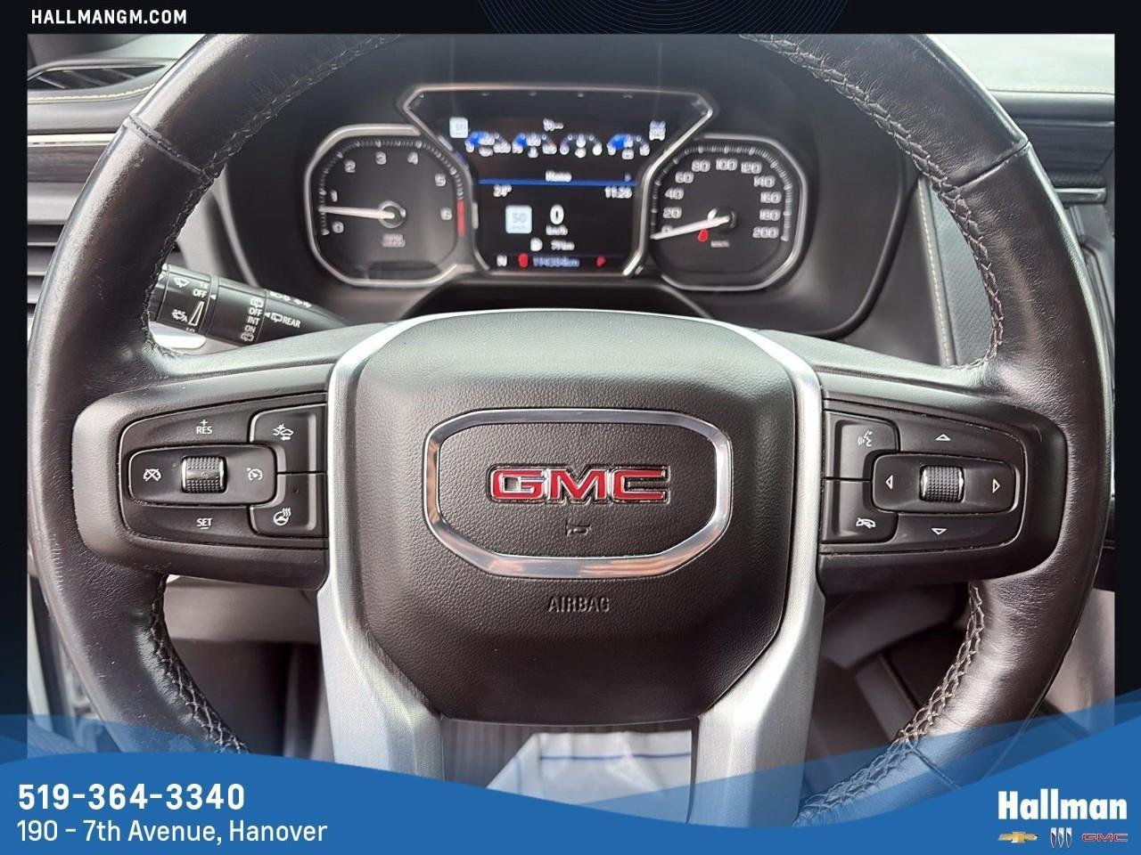 2021 GMC Yukon XL SLT 4X4 Photo
