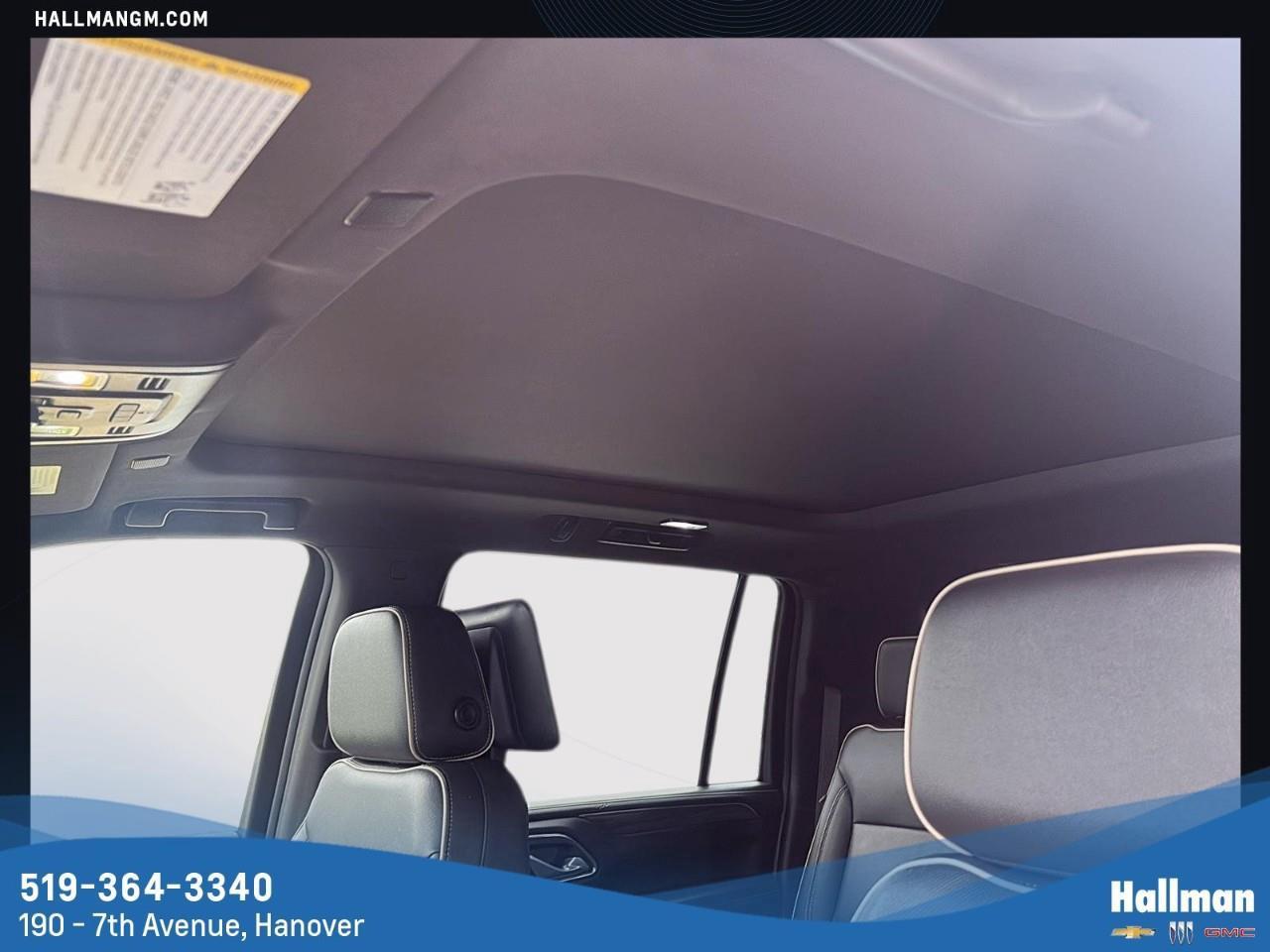 2021 GMC Yukon XL SLT 4X4 Photo