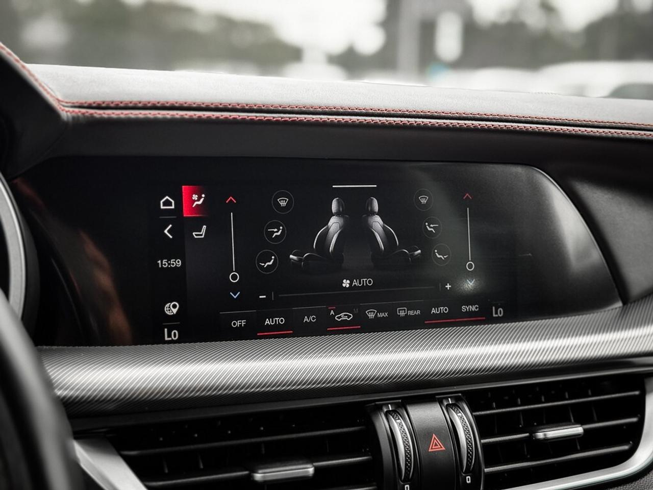 2024 Alfa Romeo Stelvio TI Photo