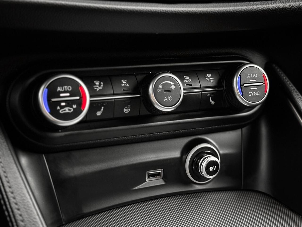 2024 Alfa Romeo Stelvio TI Photo