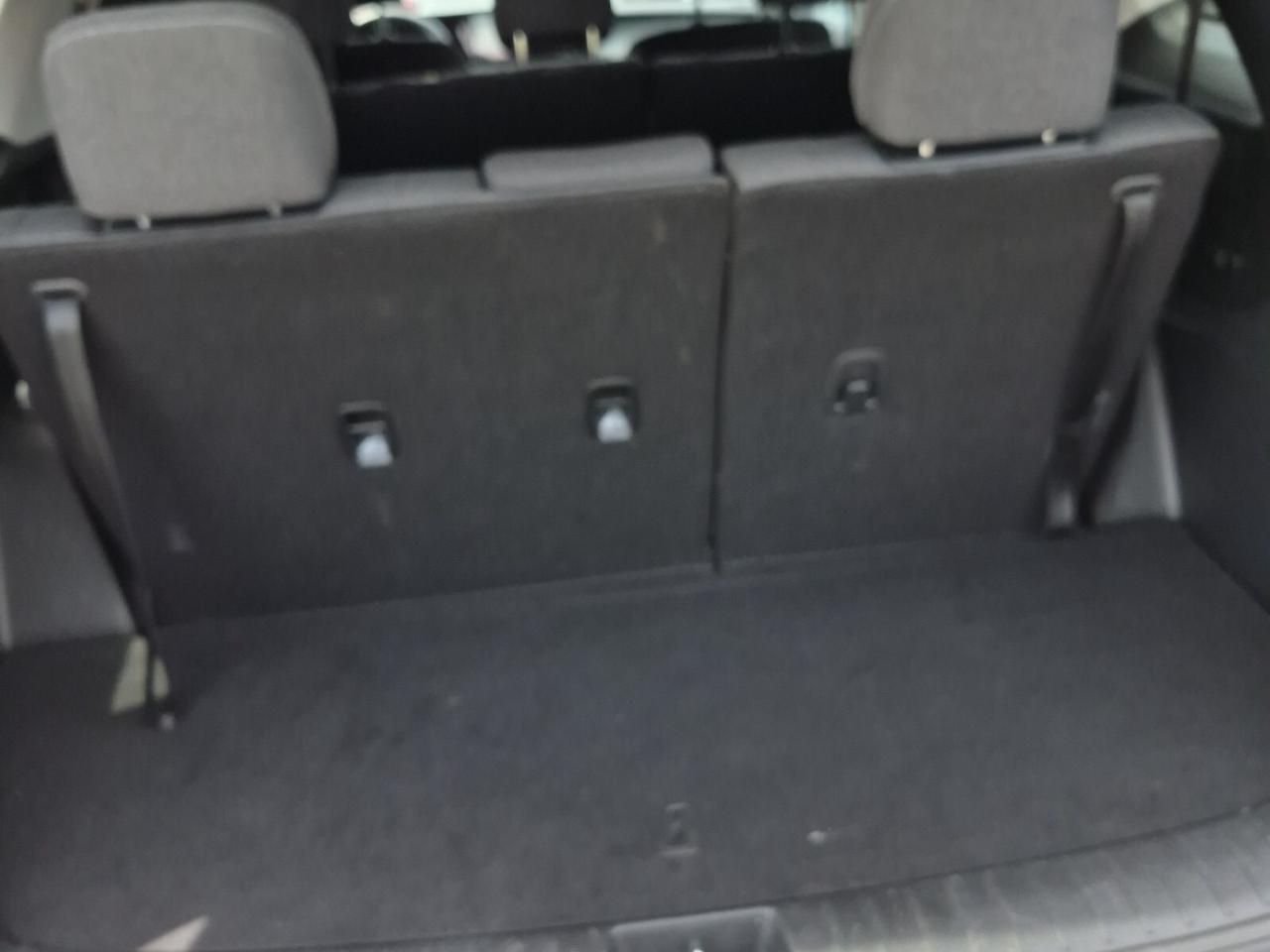 2023 Hyundai PALISADE Preferred   8 PASSENGER   SUNROOF   HEATED SEATS Photo
