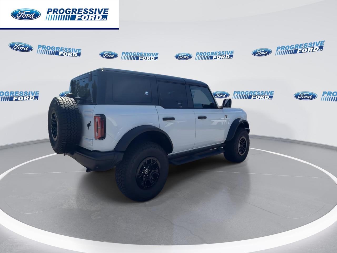 2026 Ford Bronco Badlands 4dr 4x4 Photo