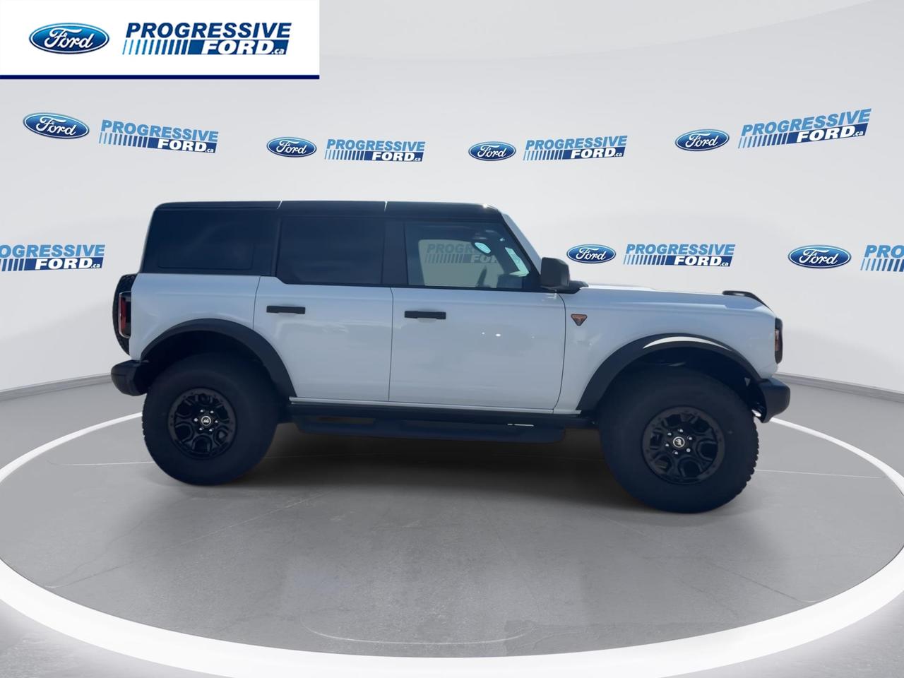 2026 Ford Bronco Badlands 4dr 4x4 Photo