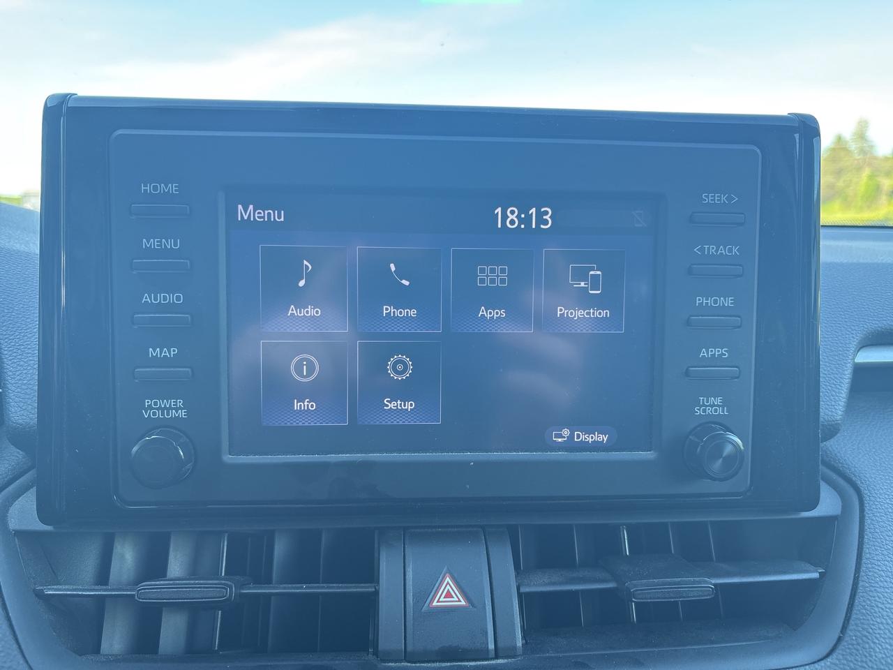 2021 Toyota RAV4 XLE Photo
