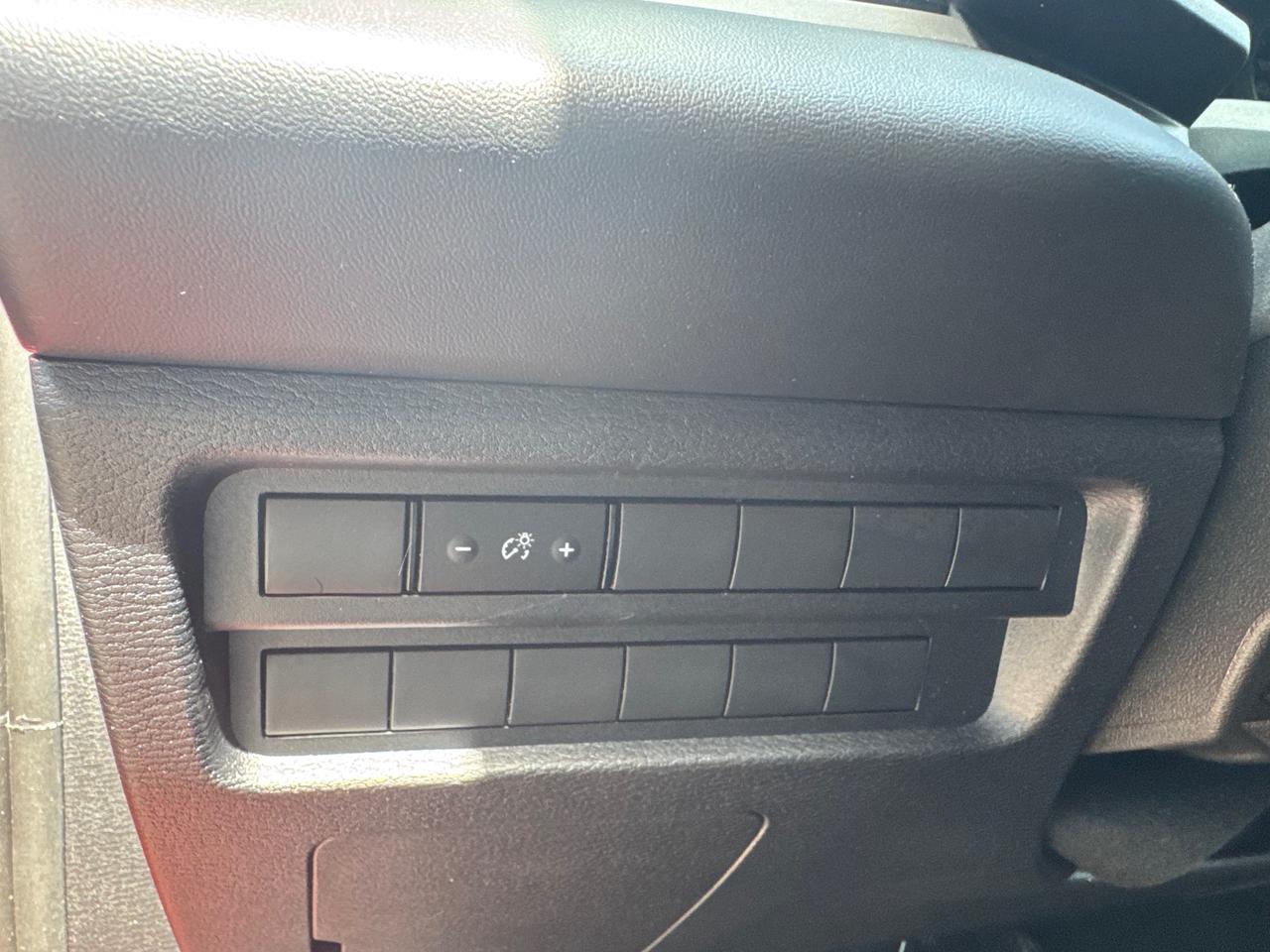 2025 Mitsubishi Outlander ES 4dr S-AWC Photo