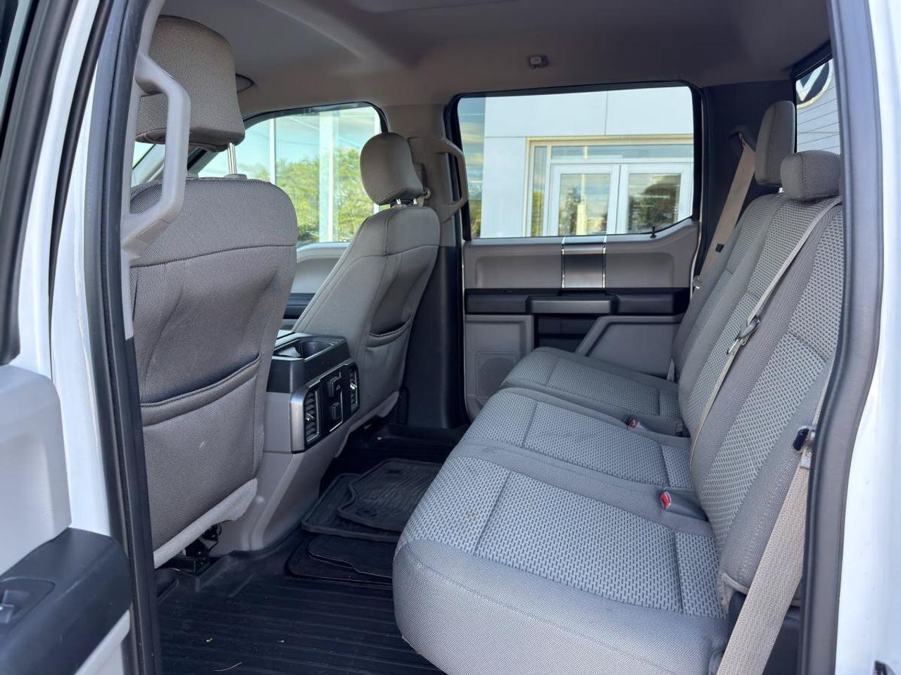 2016 Ford F-150  Photo