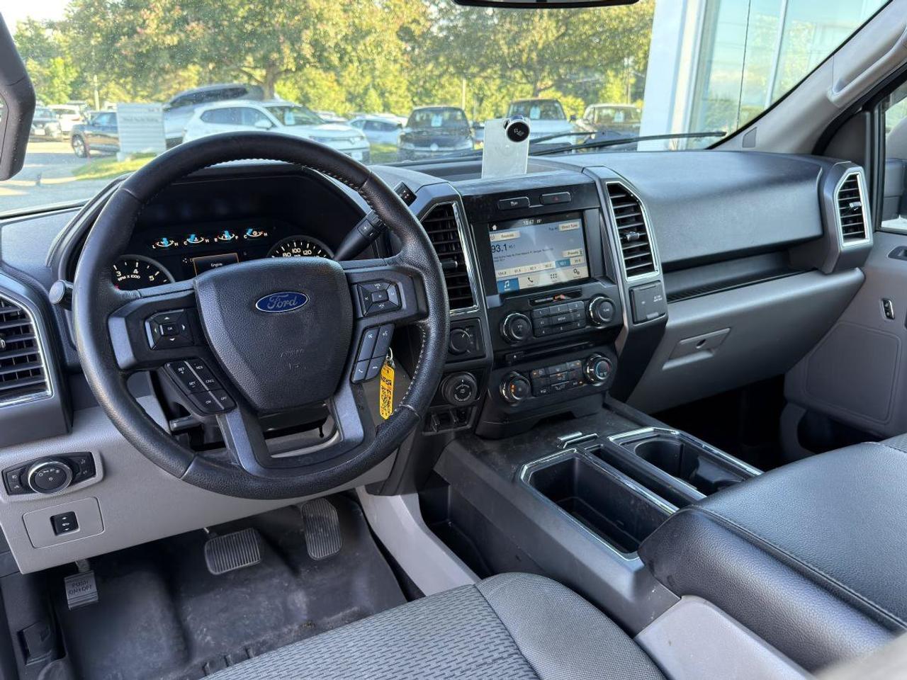 2016 Ford F-150  Photo