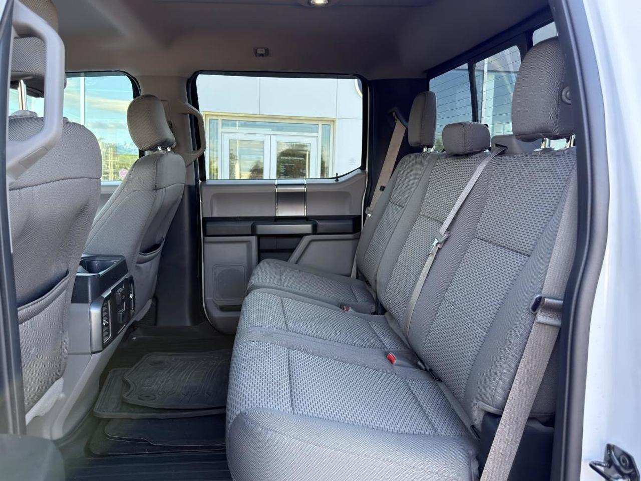 2016 Ford F-150  Photo