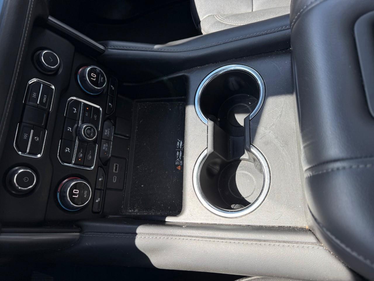 2022 Chevrolet Tahoe 4WD 4dr LT Photo