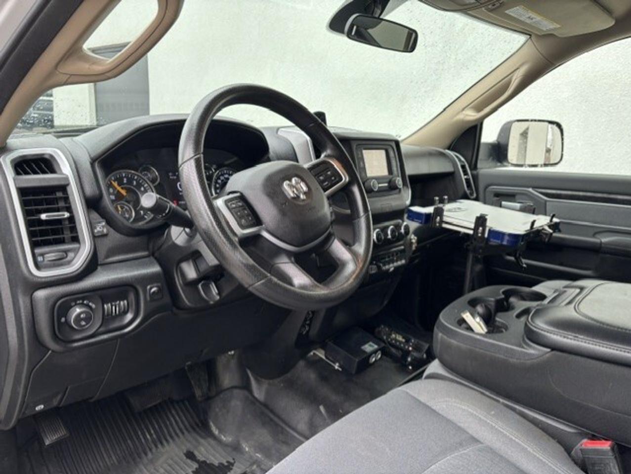 2019 RAM 2500 BIG HORN CREW CAB 6'4 BOX Camera-1 OWNER-CERTIFIED Photo