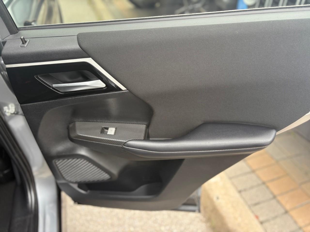 2024 Mitsubishi Outlander ES 4dr S-AWC Photo