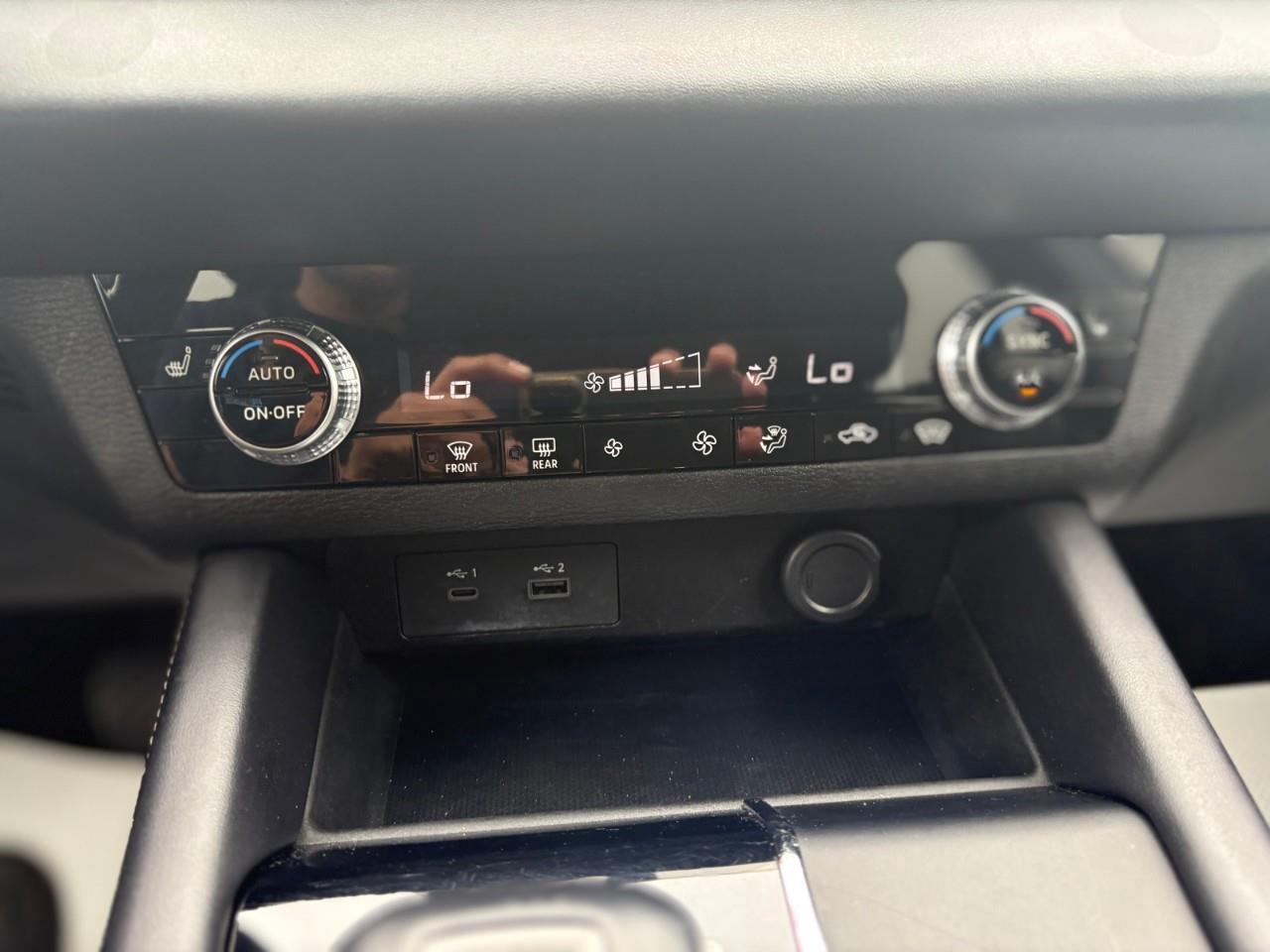 2024 Mitsubishi Outlander ES 4dr S-AWC Photo