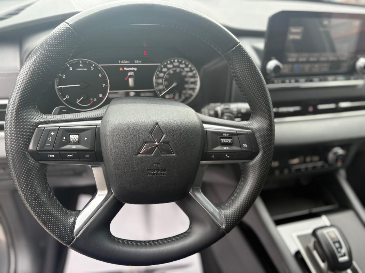 2024 Mitsubishi Outlander ES 4dr S-AWC Photo