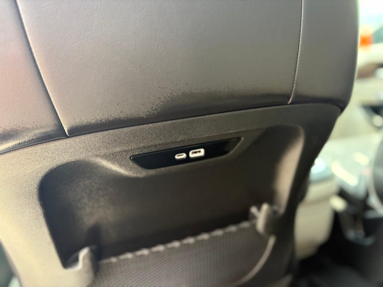 2024 Chrysler Pacifica Limited Front-Wheel Drive Passenger Van Photo