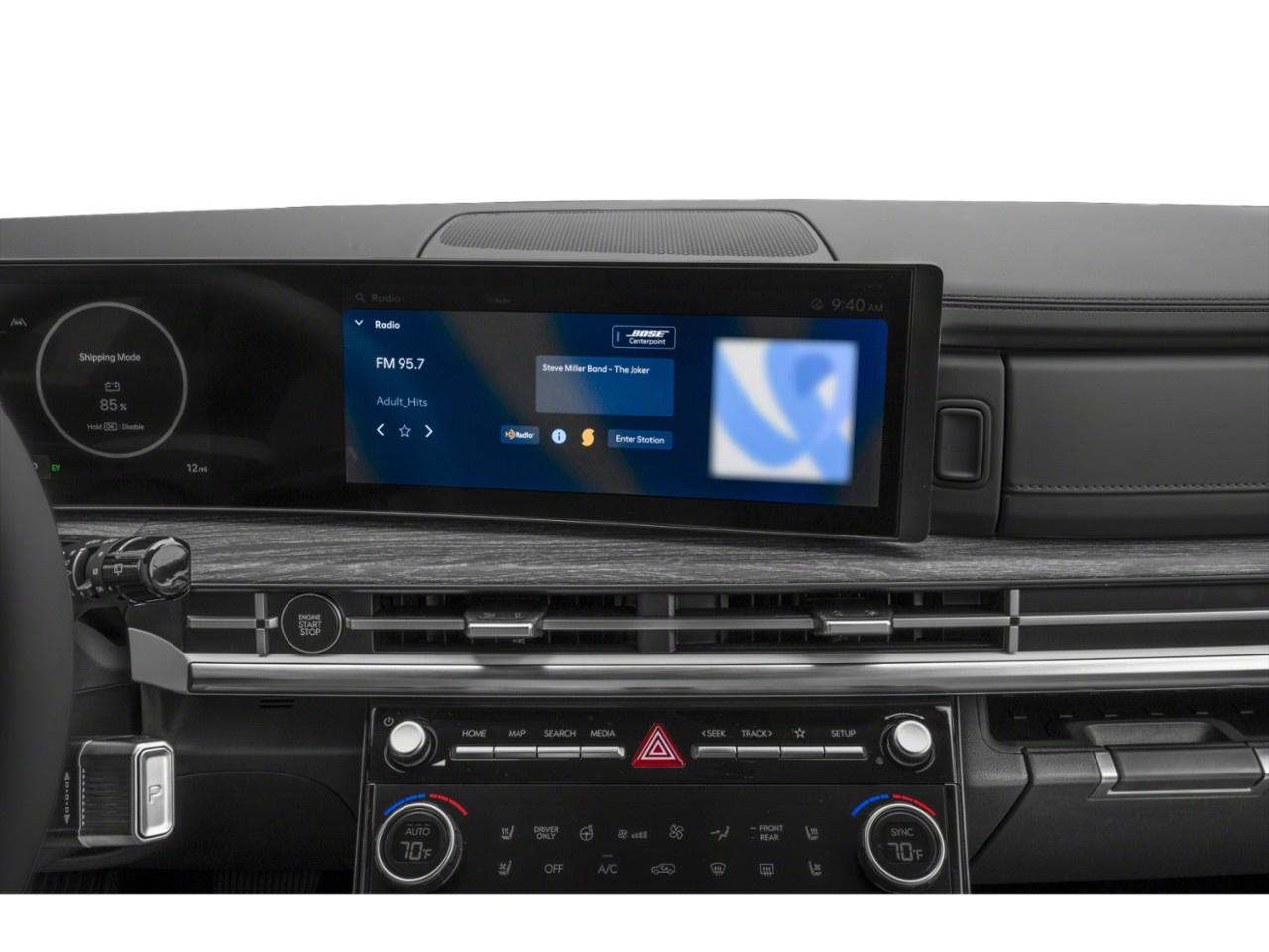 2026 Hyundai Santa Fe Hybrid Luxury AWD Photo