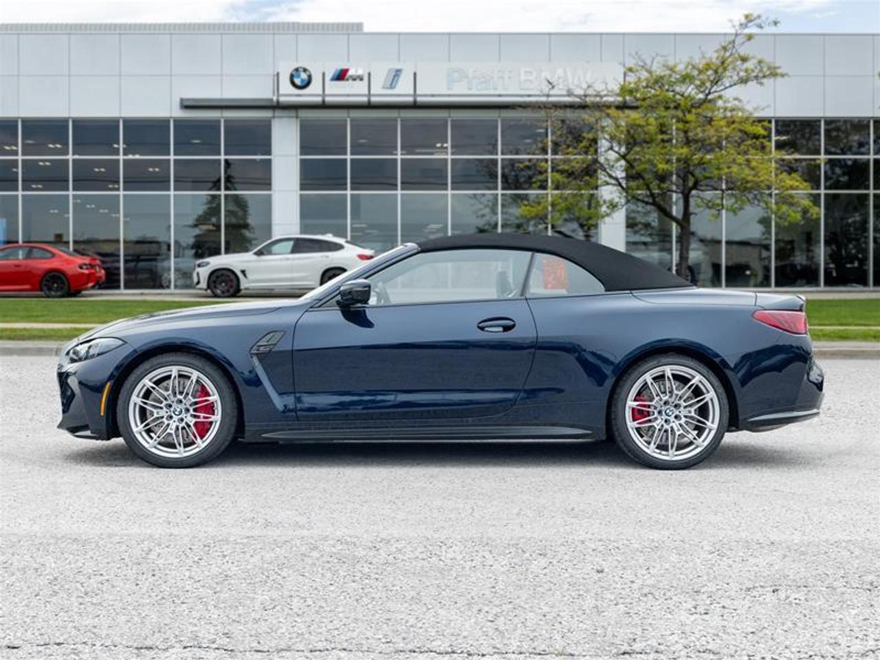 2027 BMW M4 Competition 2dr All-Wheel Drive Cabriolet Photo4