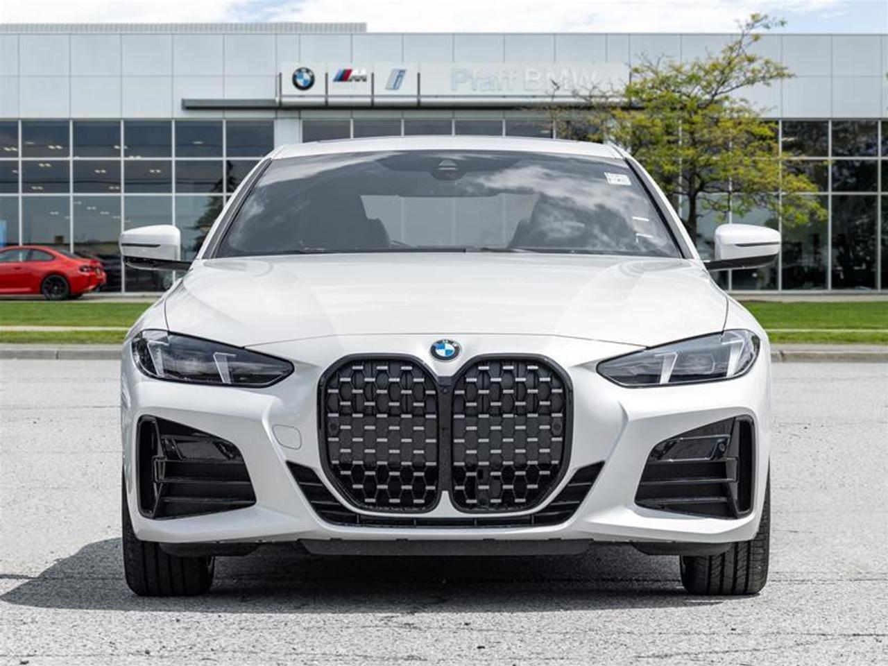 2027 BMW 430 i xDrive 2dr All-Wheel Drive Coupe Photo