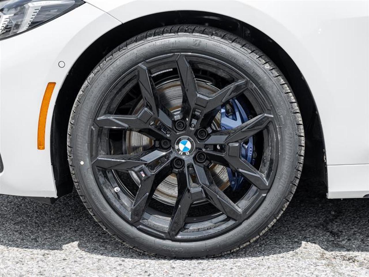2027 BMW 430 i xDrive 2dr All-Wheel Drive Coupe Photo