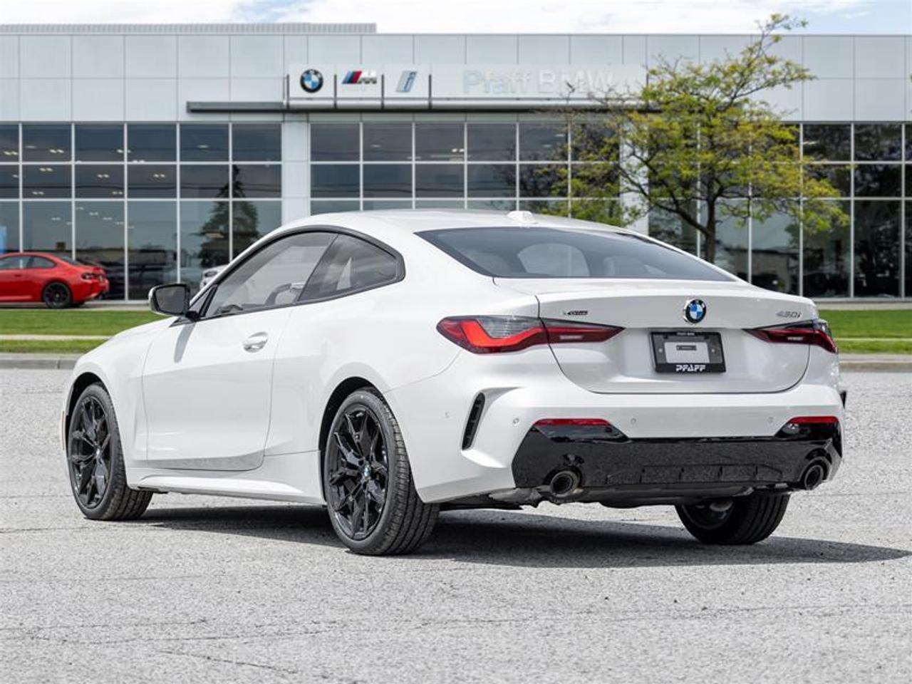 2027 BMW 430 i xDrive 2dr All-Wheel Drive Coupe Photo