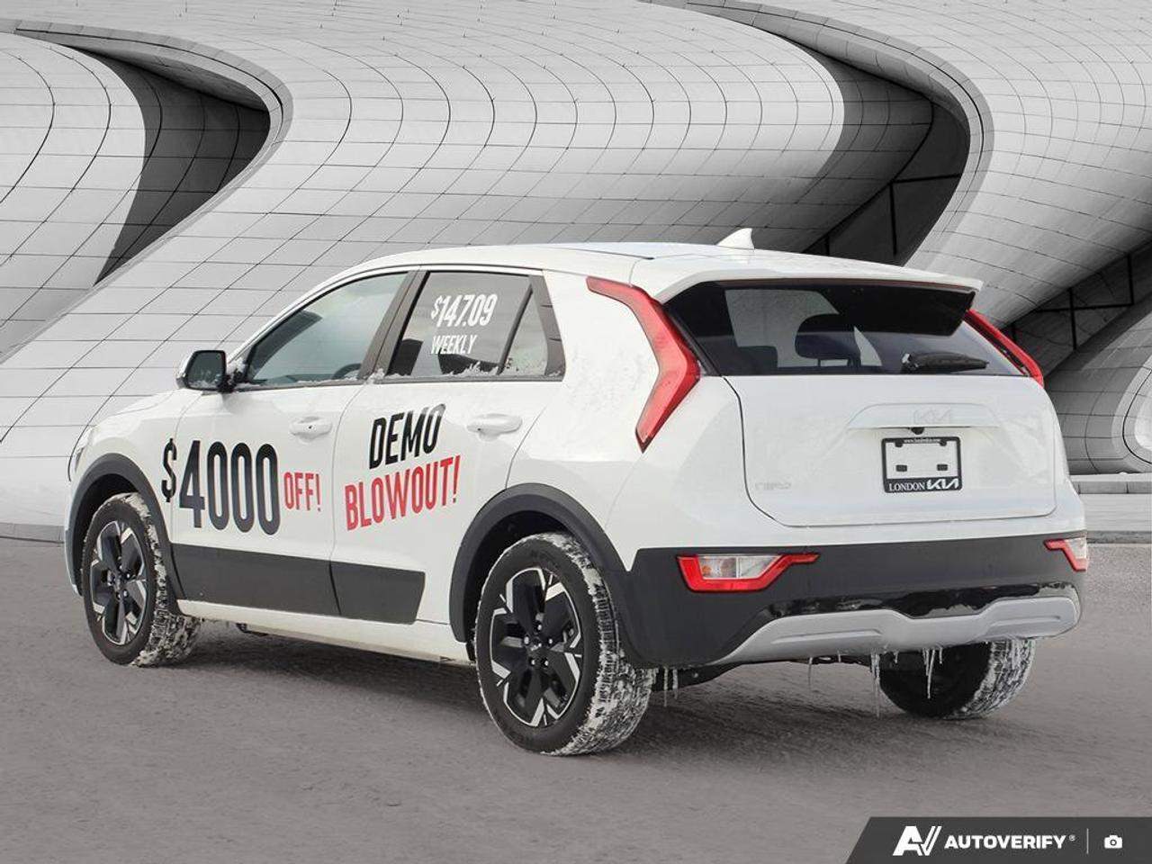 2023 Kia Niro EV Premium Photo2